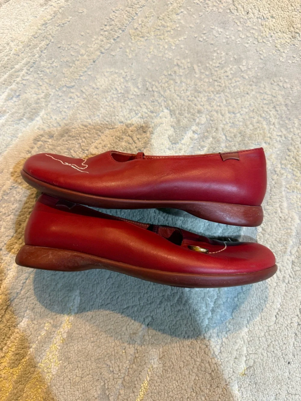 Camper Red Leather Ballet Flats needle and thread Stitch Accent Button 38 / 7.5